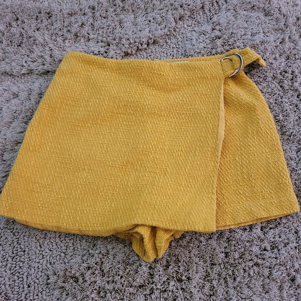 Skirt/shorts